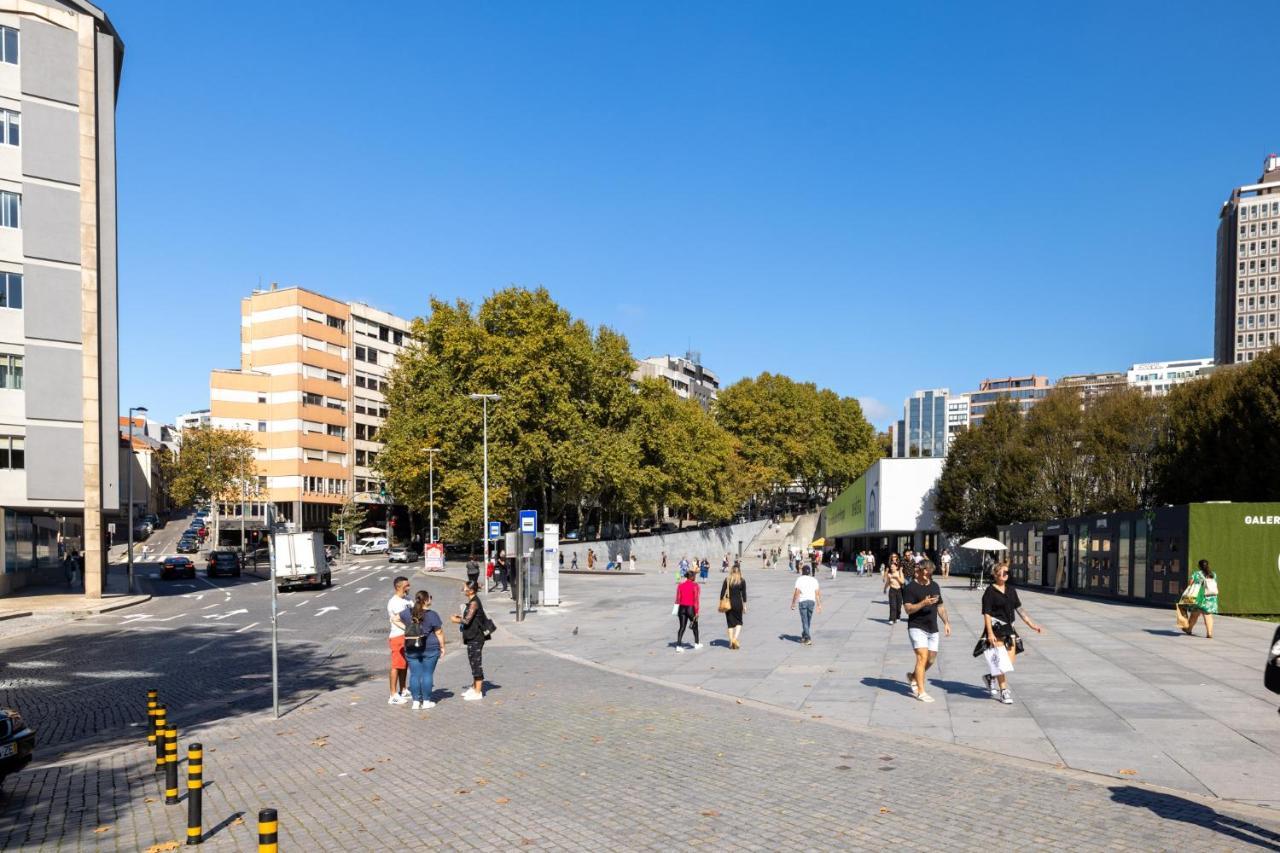 Apartamento Downtown 2 Minutes By Walk To Center And Metro-Direct To Airpot T4 OOporto Exterior foto
